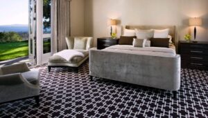 Как выбрать ковролин в спальню: плюсы, минусы и советы по дизайну